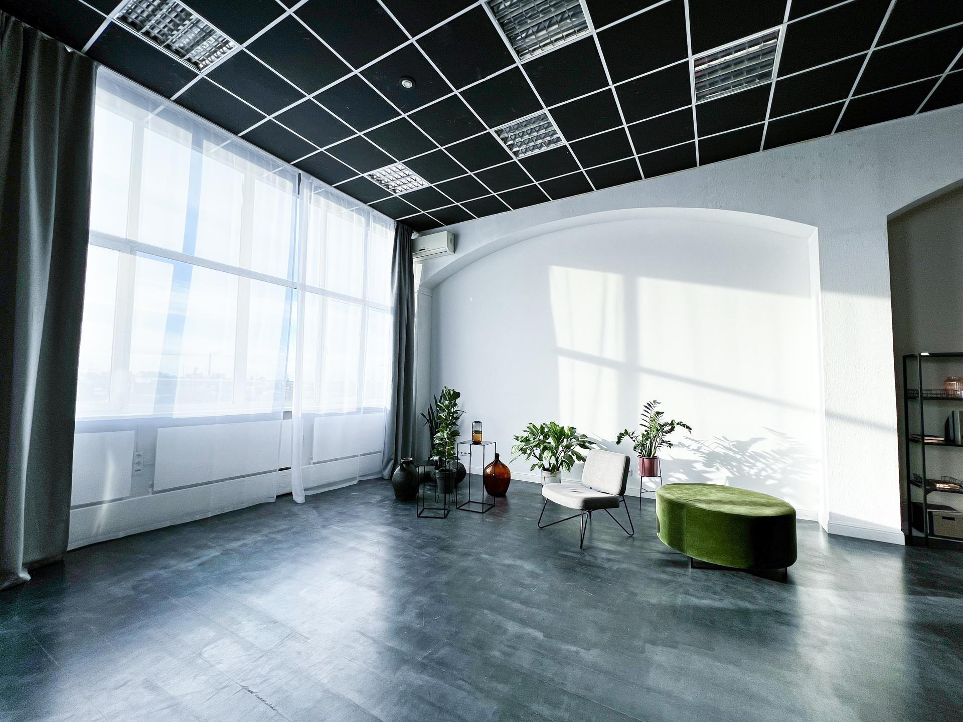 Karl. Киноцех «5loft» видеостудия в Ижевске