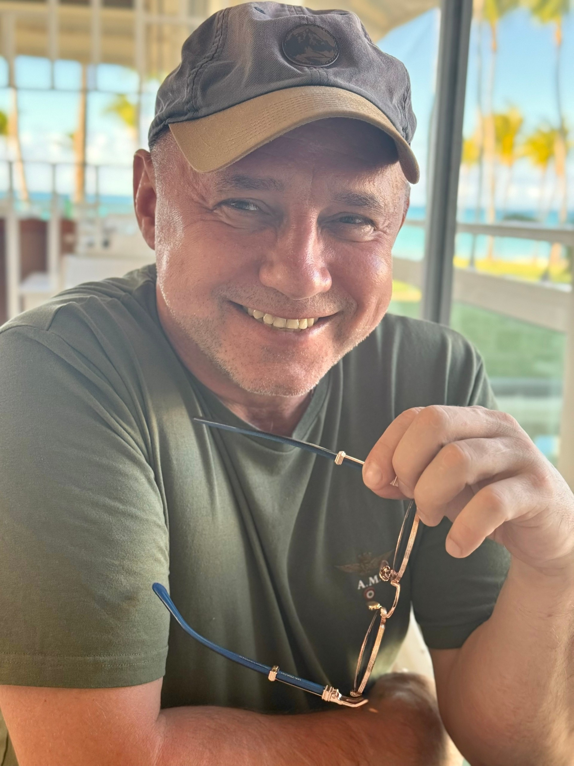 Страница со стихами. Поэт Александр Зайцев