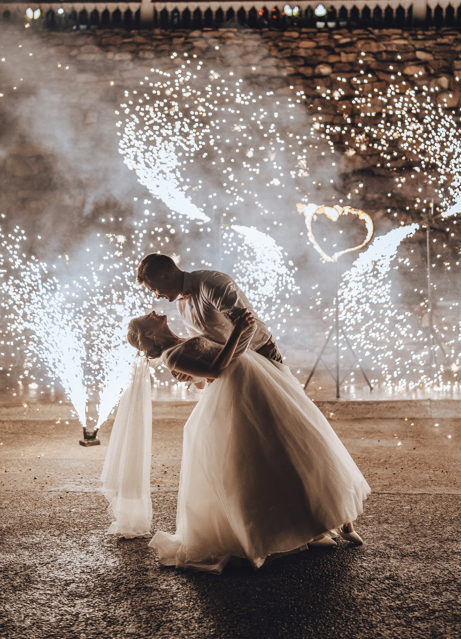 Огненно-пиротехническое шоу, салюты, пиротехника на ваш праздник!