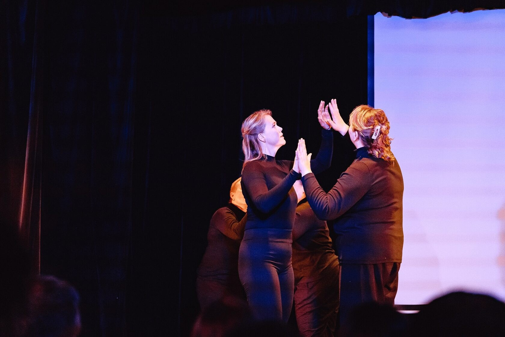 Люди. Деньги. Чувства. ЖиваЯ — театр Ксении Сосновских