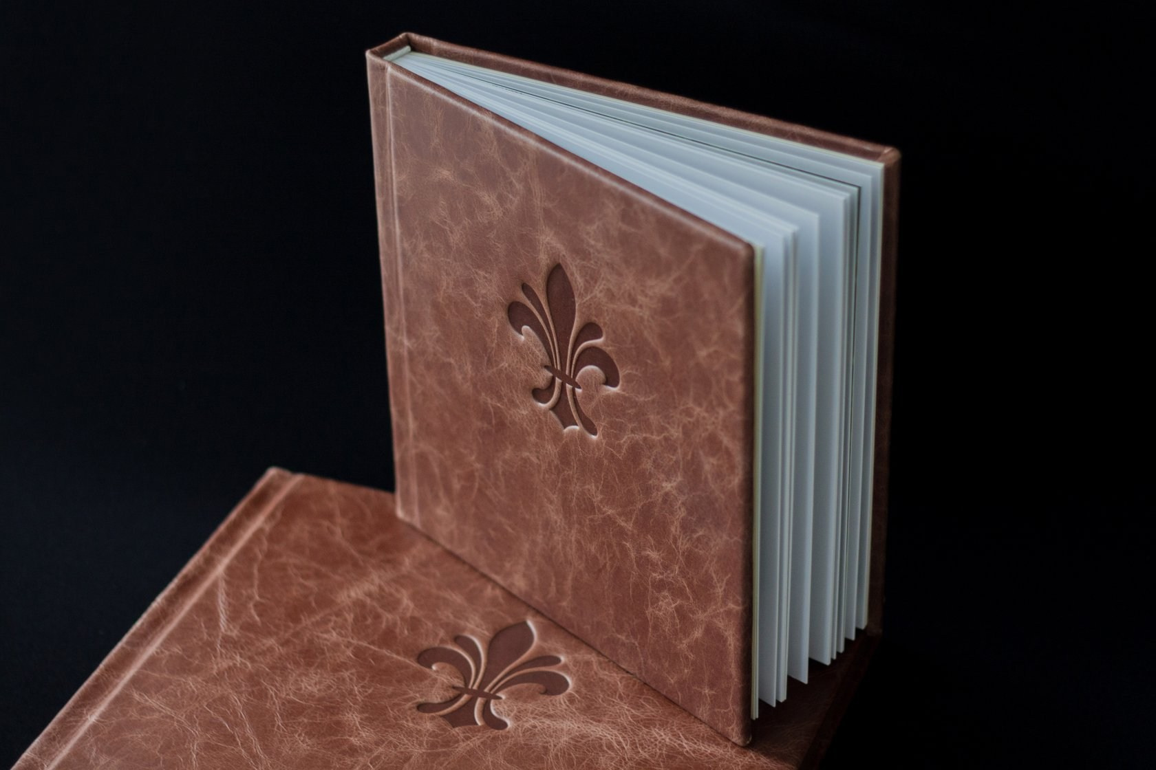 Фотокниги VIP. Бизнес фотограф в Москве Алексей Кознев