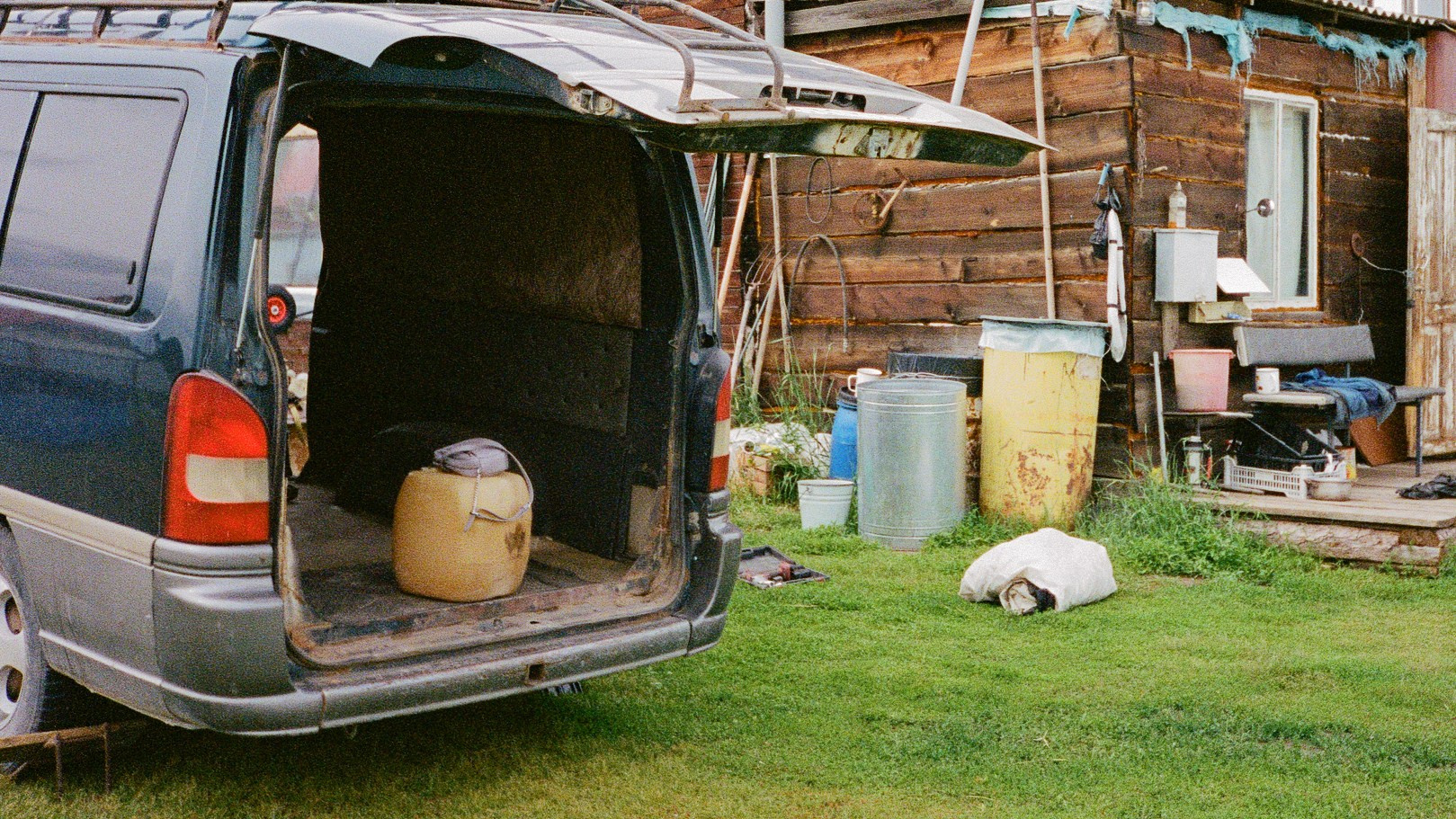 Документальный фотограф Роман Золотков. ZOLOTKOV — Барбер в Санкт-Петербурге Роман Золотков