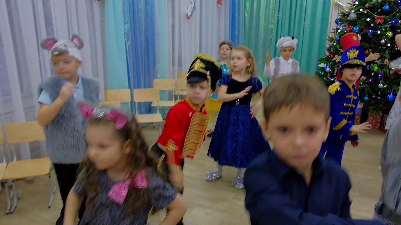 Утренник/ Выпускной. Профессиональный фотограф в Екатеринбурге Юра Сахар