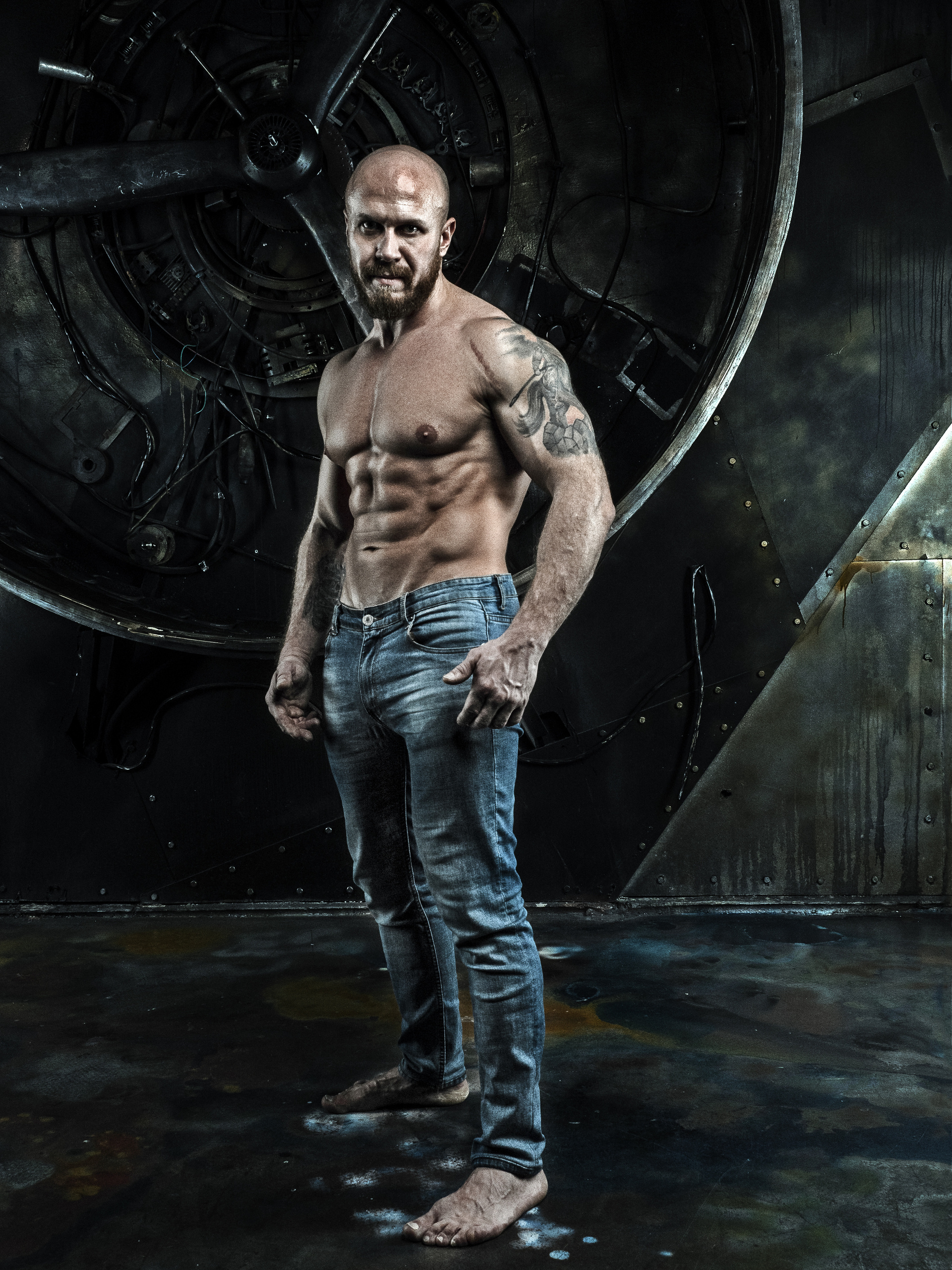 мужская фотосессия в студии в питере