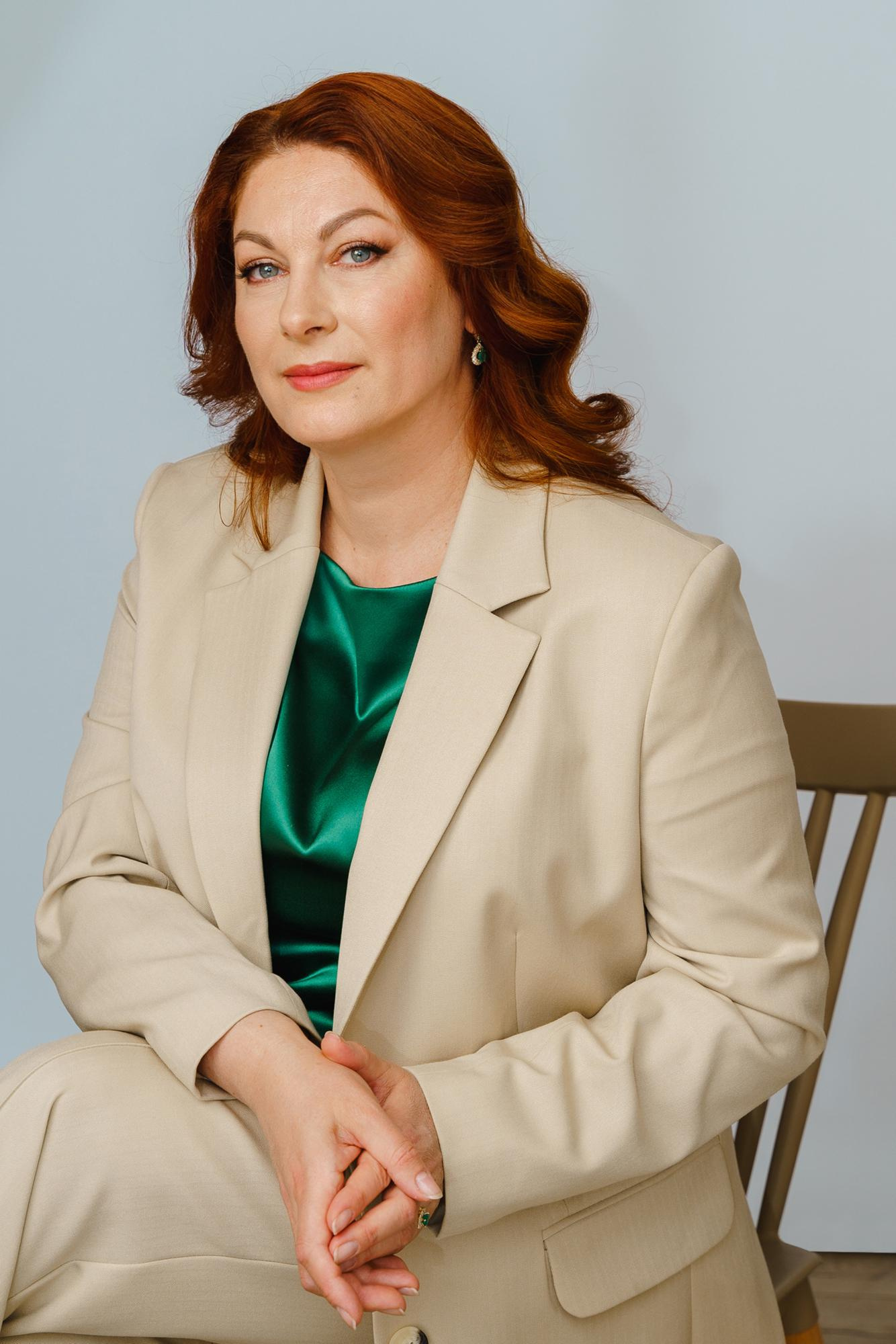 Бизнес портрет женщины руководителя, фотосессия в Москве