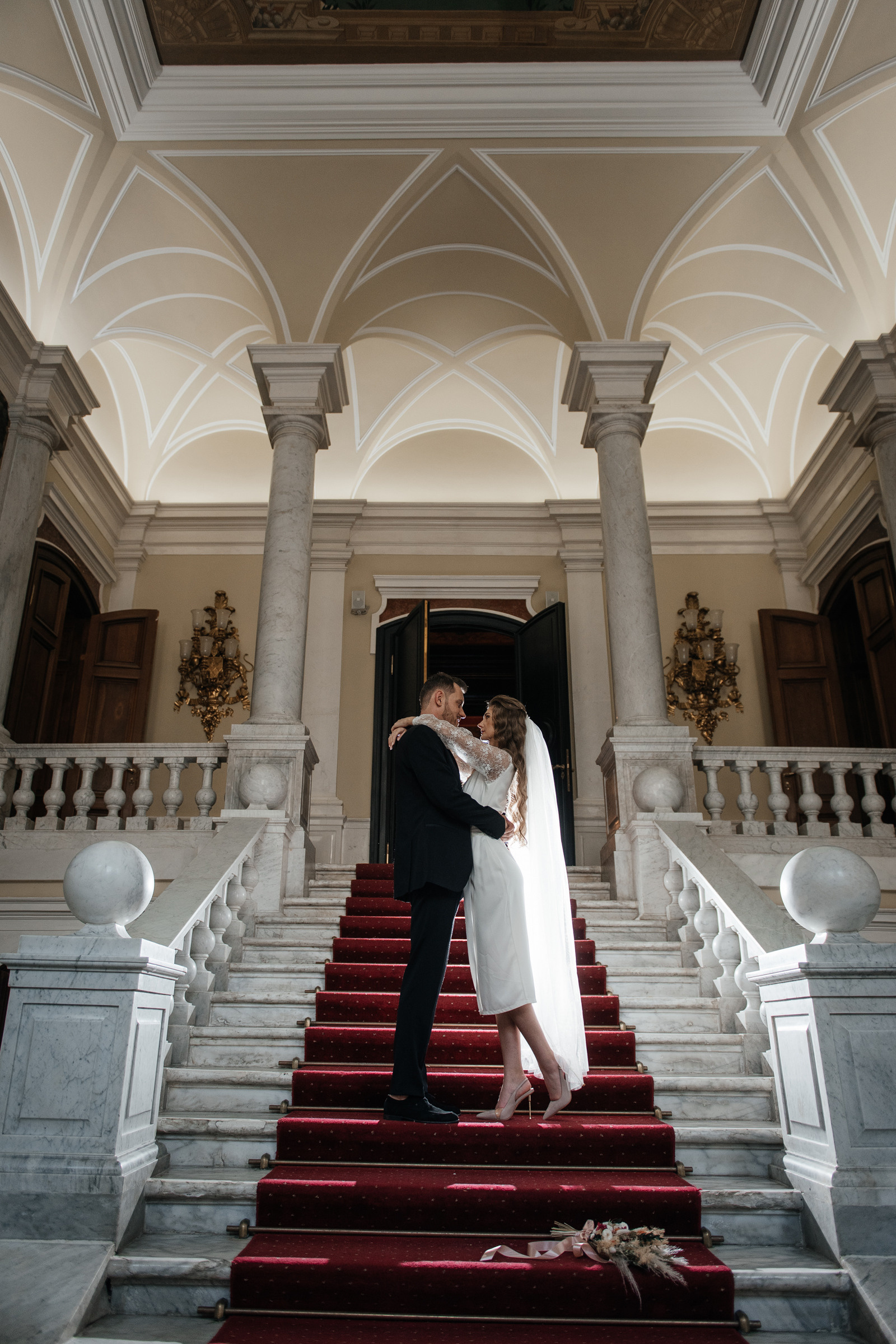 свадебная фотосессия в особняке Трубецких-Нарышкиных, дворцы в Санкт-Петербурге для свадебной фотосессии