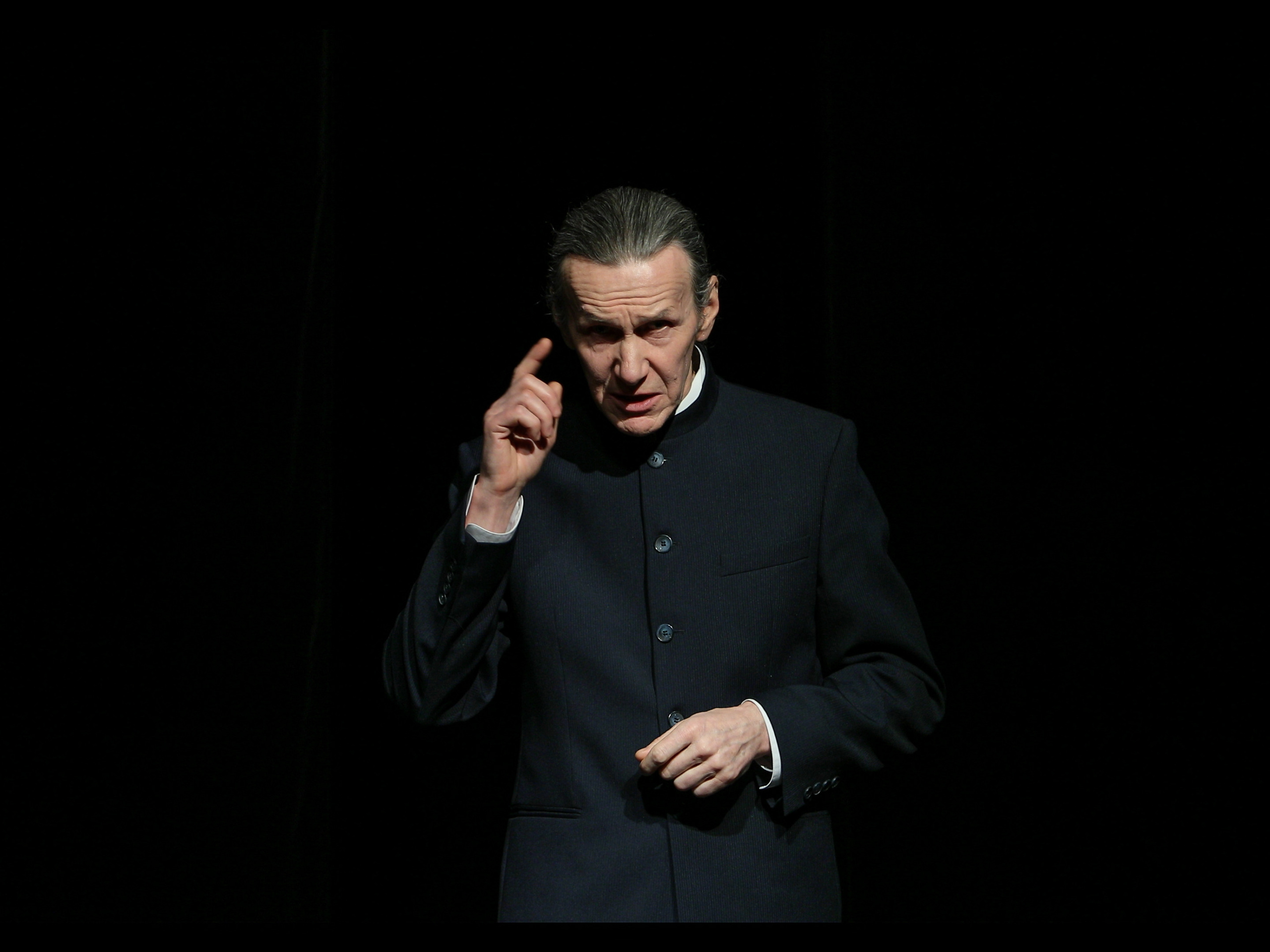 Спектакль "Мысль. История убийства" в Пермском театре "Туки-Луки". Журнал о самом особенном. Пермь и Пермский край